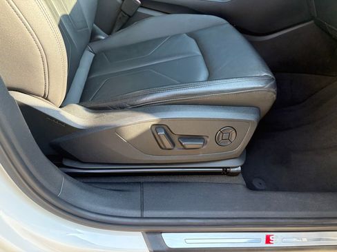 Used 2021 Audi Q3 2.0T Premium w/ Convenience Package image 23