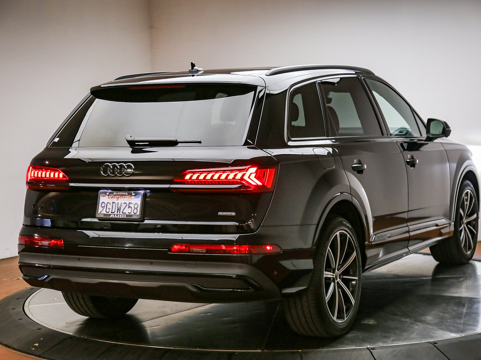 Certified 2023 Audi Q7 3.0T Premium Plus w/ Premium Plus Package AWD/4WD image 7