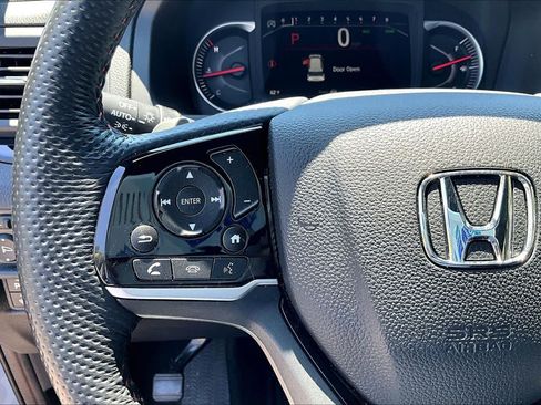 Certified 2024 Honda Passport Black Edition image 57
