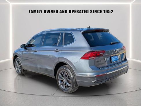 Used 2023 Volkswagen Tiguan SE FWD image 4