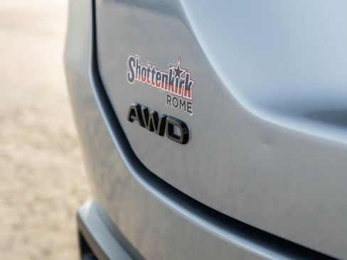 Certified 2024 Honda Pilot Sport image 13