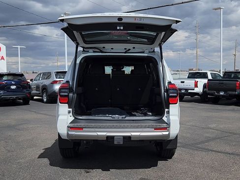 New 2026 Toyota 4Runner Limited AWD/4WD image 18