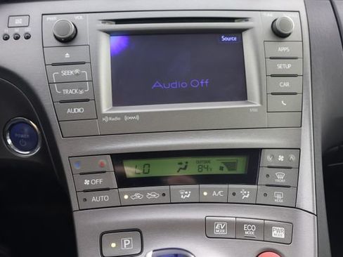 Used 2015 Toyota Prius Three FWD image 13