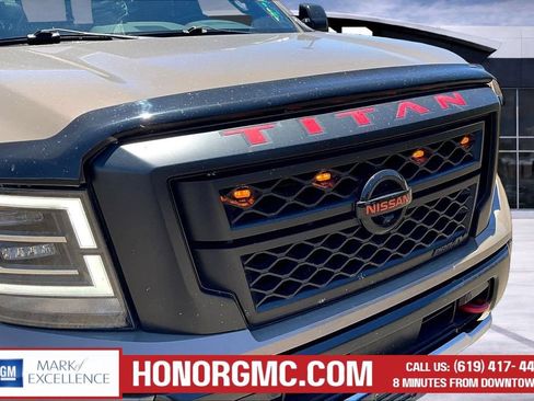 Used 2021 Nissan Titan PRO-4X w/ Pro-4x Convenience Package AWD/4WD image 34