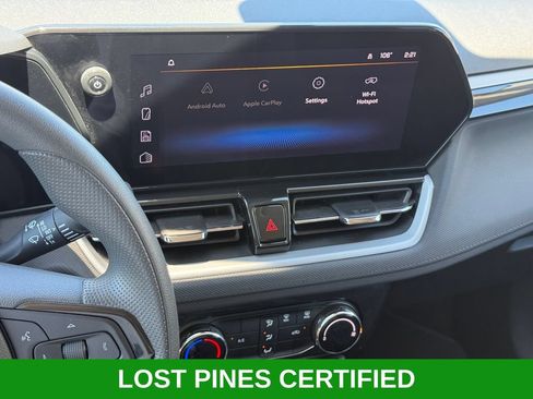Used 2025 Chevrolet TrailBlazer LT FWD image 12