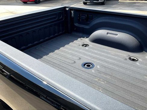 New 2025 RAM 2500 Big Horn AWD/4WD image 16