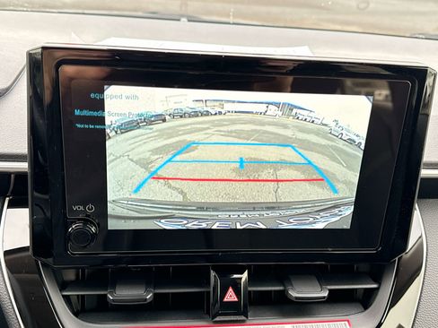 Used 2026 Toyota Corolla LE FWD image 22
