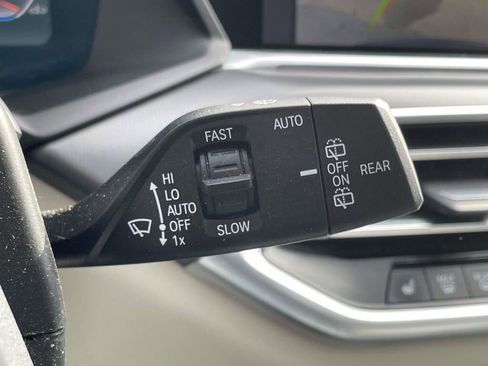 Used 2021 BMW X5 xDrive40i w/ Premium Package image 14