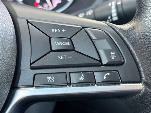 Used 2024 Nissan Sentra SV FWD image 24