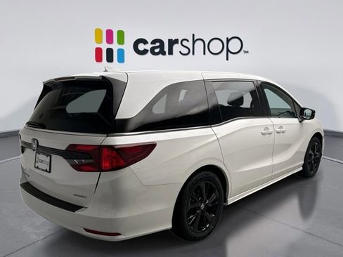 Used 2024 Honda Odyssey Sport image 5