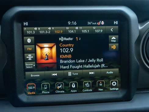 Used 2022 Jeep Wrangler Unlimited Sport image 17