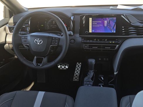 New 2026 Toyota Camry SE image 31