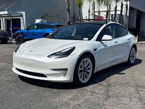 Used 2021 Tesla Model 3 Long Range AWD/4WD image 7
