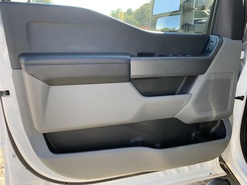 Used 2023 Ford F250 XLT image 13