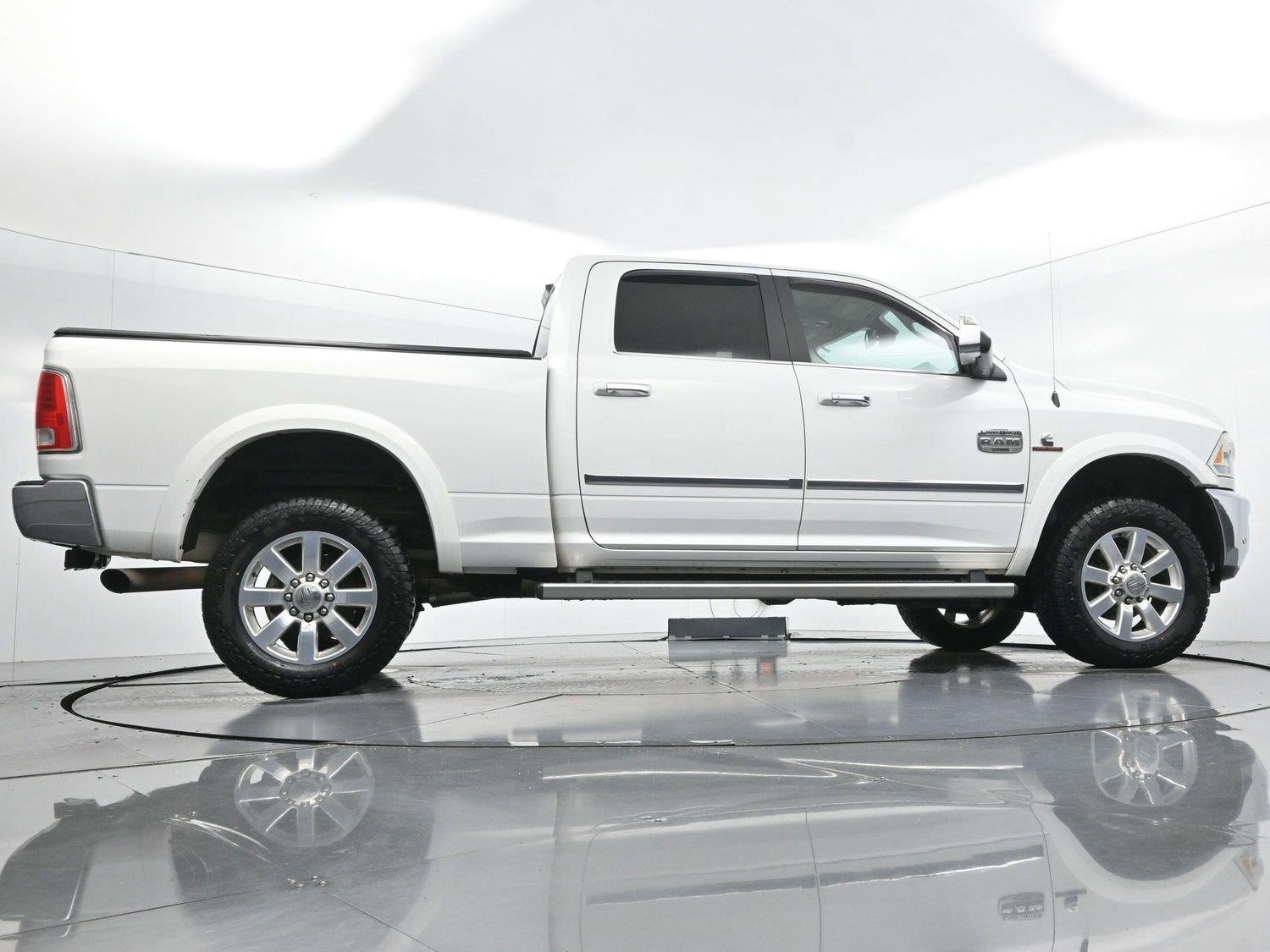 Used 2018 RAM 2500 Longhorn w/ Convenience Group AWD/4WD image 53