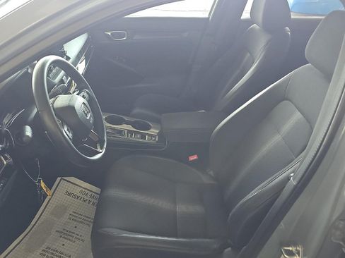 Used 2023 Honda Civic Sport image 8