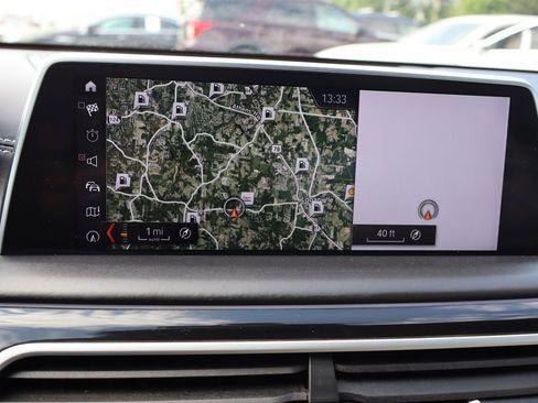 Used 2018 BMW M760i xDrive AWD/4WD image 32