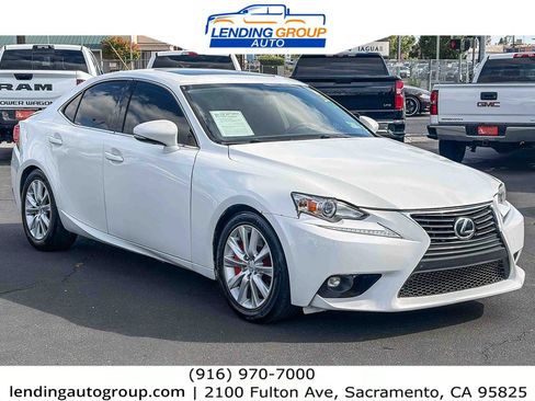 Used 2016 Lexus IS 300 AWD image 5