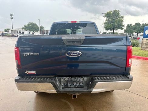 Used 2015 Ford F150 XLT w/ Equipment Group 301A Mid RWD image 4