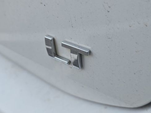 Used 2019 Chevrolet Equinox LT image 10