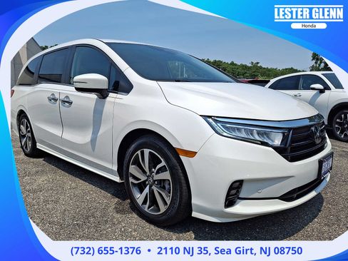 Certified 2023 Honda Odyssey Touring image 1