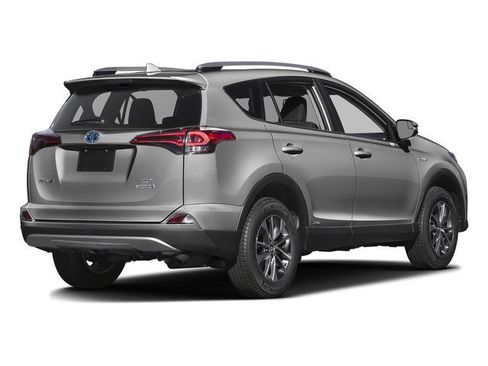 Used 2016 Toyota RAV4 Limited w/ Advanced Technology Package image 2