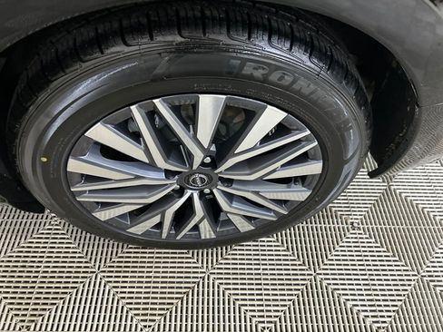 Used 2023 Nissan Altima 2.5 SV image 10