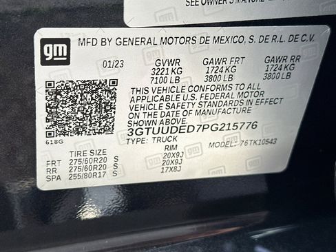 Certified 2023 GMC Sierra 1500 SLT w/ SLT Premium Package image 41