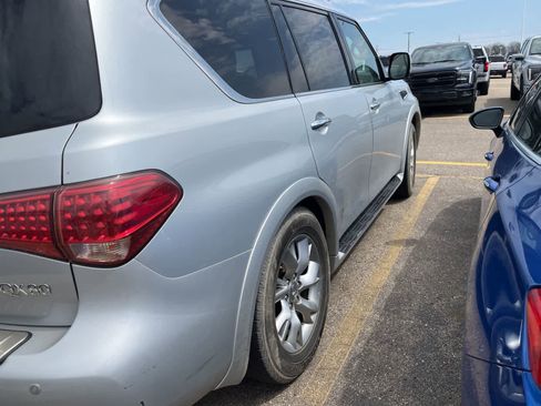 Used 2014 INFINITI QX80 4WD w/ Theater Package image 12