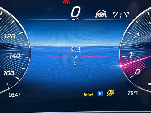 New 2026 Mercedes-Benz GLS 580 4MATIC image 26