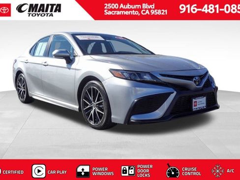 Certified 2023 Toyota Camry SE image 1