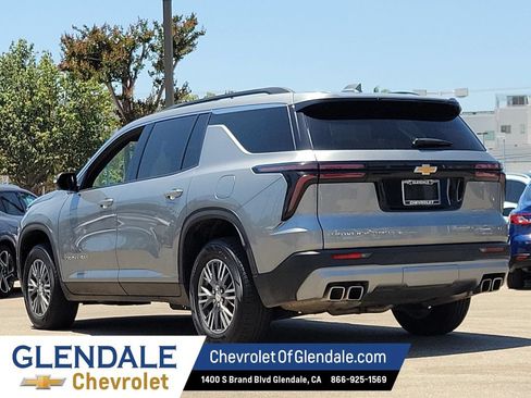 Certified 2024 Chevrolet Traverse LT AWD/4WD image 13