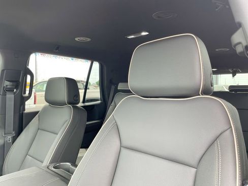 New 2026 GMC Yukon Elevation w/ LPO, Floor Liner Package AWD/4WD image 12