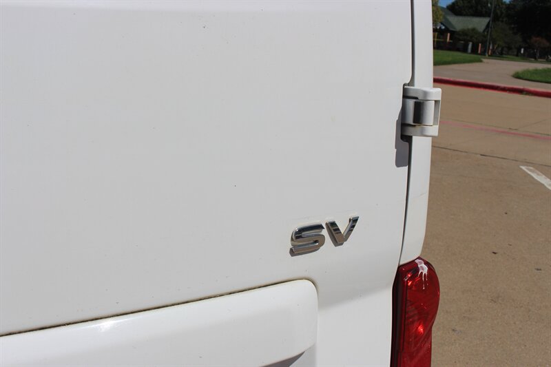Used 2020 Nissan NV200 SV FWD image 4