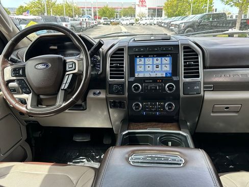 Used 2019 Ford F350 Limited AWD/4WD image 22