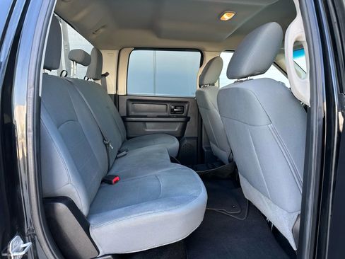 Used 2014 RAM 2500 Tradesman w/ Chrome Appearance Group AWD/4WD image 13