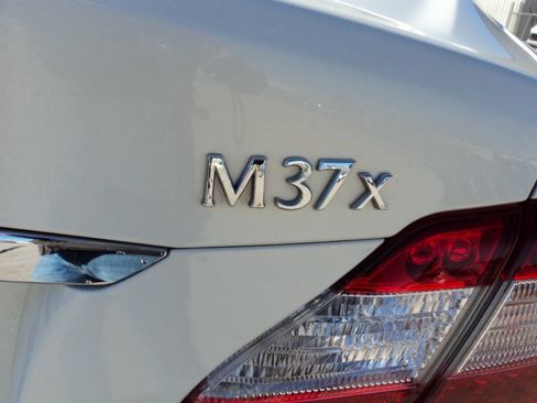 Used 2013 INFINITI M37 x w/ Premium Pkg image 8