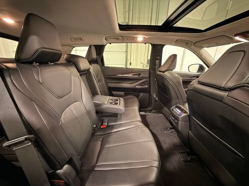 Used 2024 INFINITI QX60 Luxe w/ Vision Package AWD/4WD image 36
