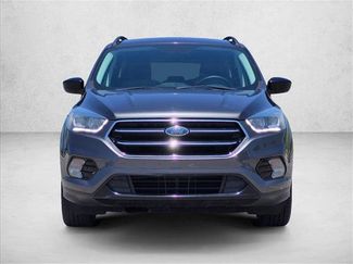 Used 2017 Ford Escape SE w/ Equipment Group 201A FWD video 2