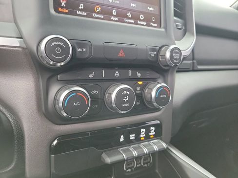Used 2020 RAM 1500 Big Horn image 23