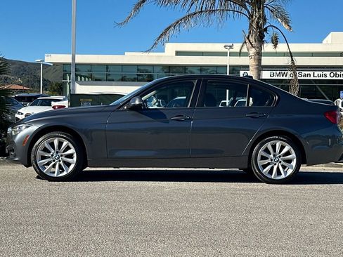 Used 2018 BMW 320i xDrive Sedan image 6