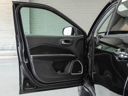 Used 2021 Jeep Compass Latitude w/ Sun and Sound Group image 26