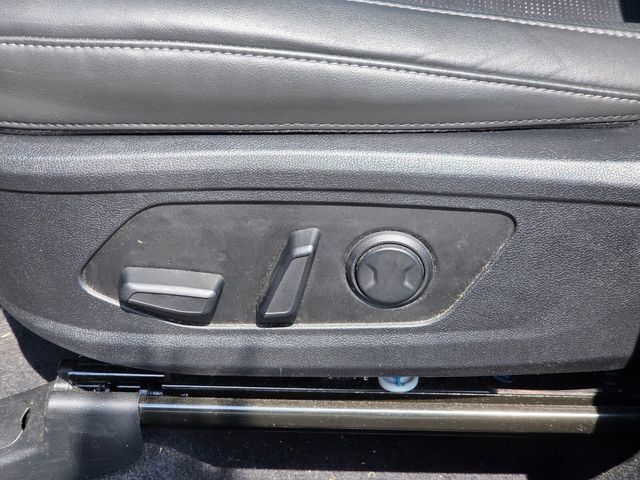 Used 2025 Kia Sorento EX w/ Panoramic Sunroof Package FWD image 17