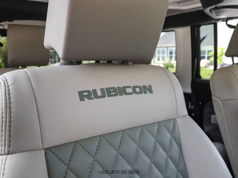Used 2010 Jeep Wrangler Unlimited Rubicon w/ Dual Top Group AWD/4WD image 67