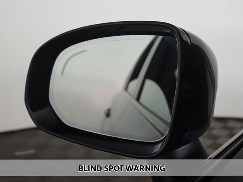 Used 2023 Volvo XC60 B5 Plus w/ Climate Package image 7