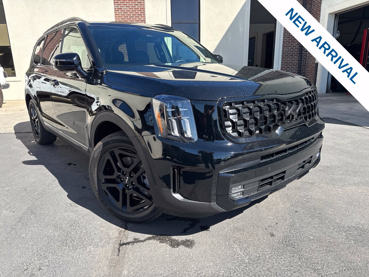 Used 2025 Kia Telluride SX X-Line AWD/4WD image 1