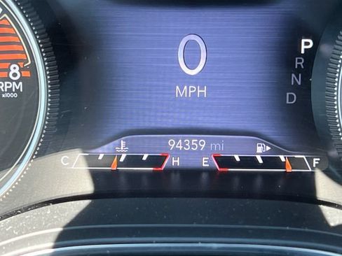 Used 2019 Jeep Cherokee Limited AWD/4WD image 6