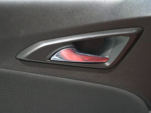 Used 2021 Chevrolet Malibu RS FWD image 33
