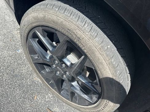 Used 2024 Chevrolet Traverse RS w/ LPO, Floor Liner Package AWD/4WD image 37