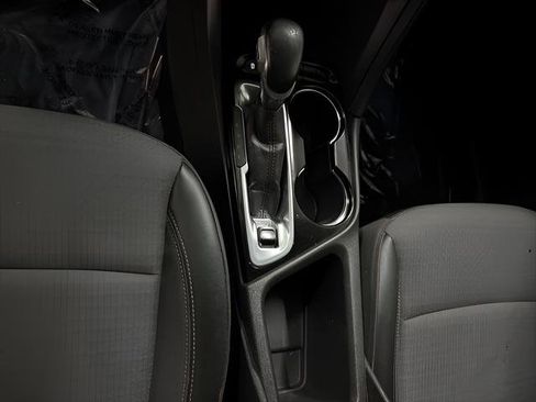Used 2022 Buick Encore GX Preferred w/ Sport Touring Package FWD image 17